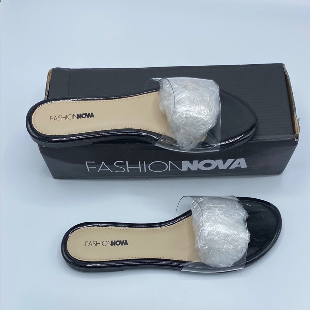 New✨Fashion Nova Women's Black Slide Sandals✨ Size: 9